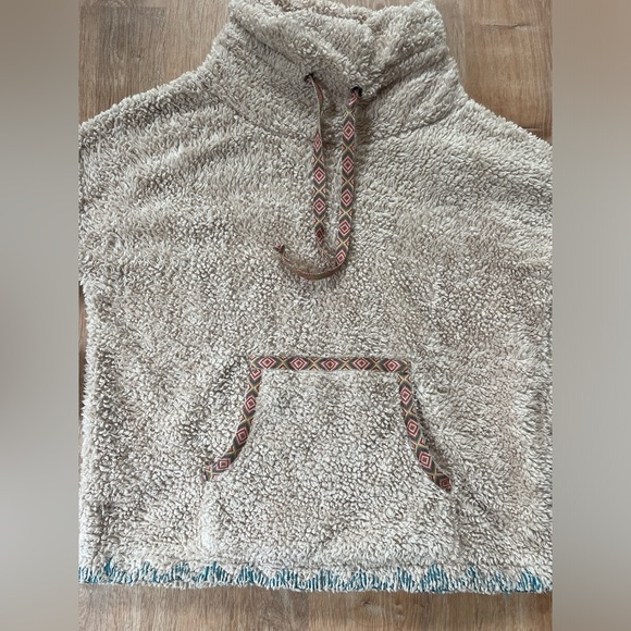 Sundance Mountain Loft Oversized Pullover Sherpa - Picture 4 of 7